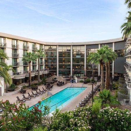 Embassy Suites By Hilton Phoenix Biltmore Dış mekan fotoğraf