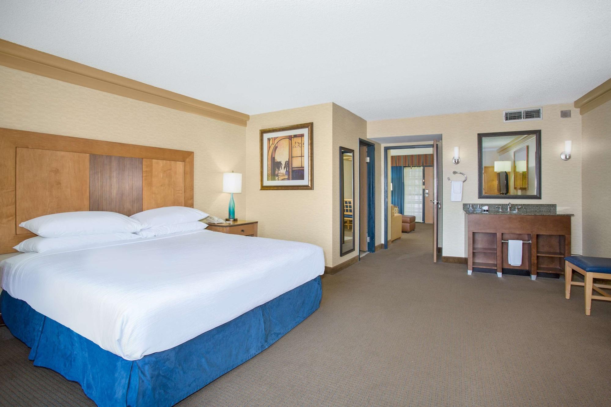 Embassy Suites By Hilton Phoenix Biltmore Dış mekan fotoğraf