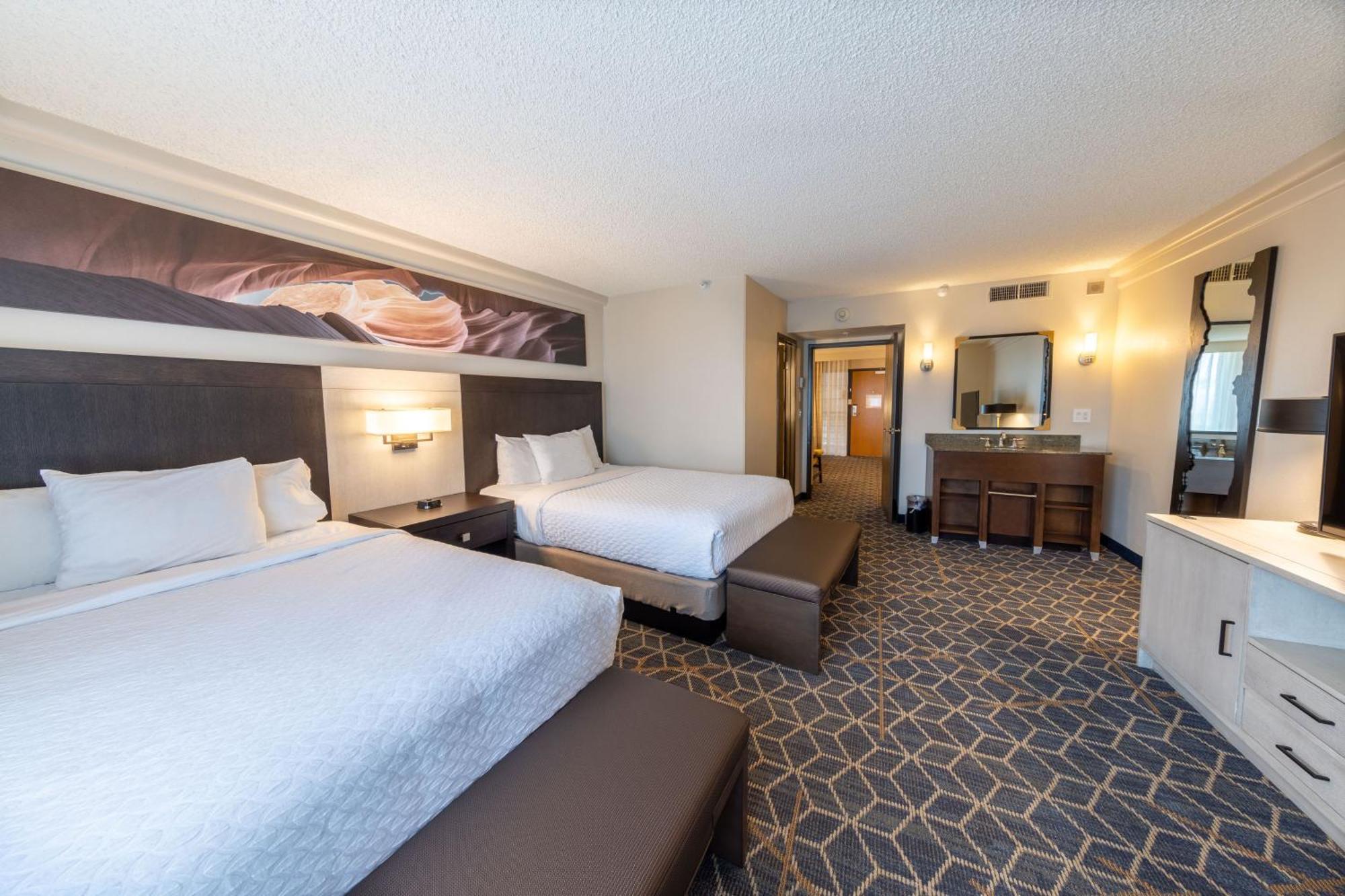 Embassy Suites By Hilton Phoenix Biltmore Dış mekan fotoğraf