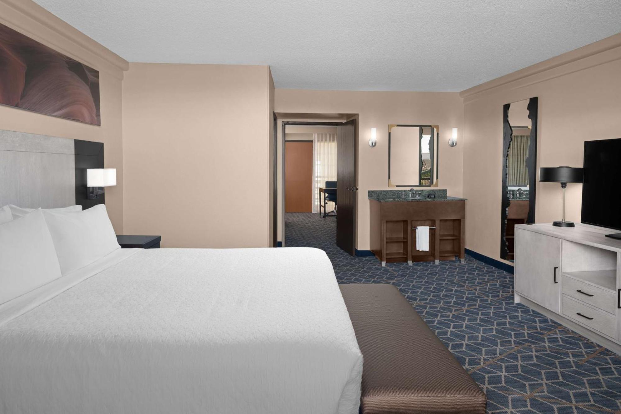 Embassy Suites By Hilton Phoenix Biltmore Dış mekan fotoğraf